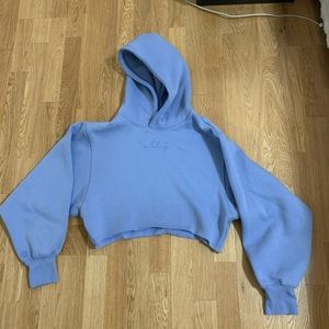 Balance Athletica Vitality cropped hoodie